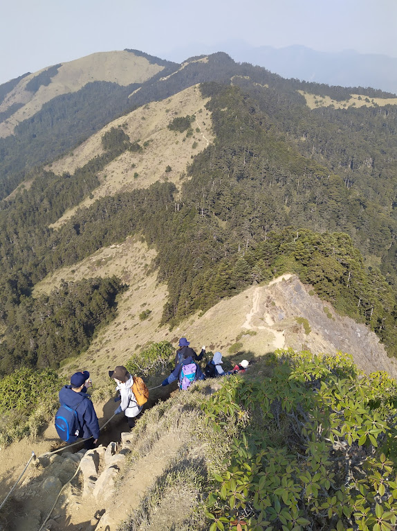 往合歡西峰的風景