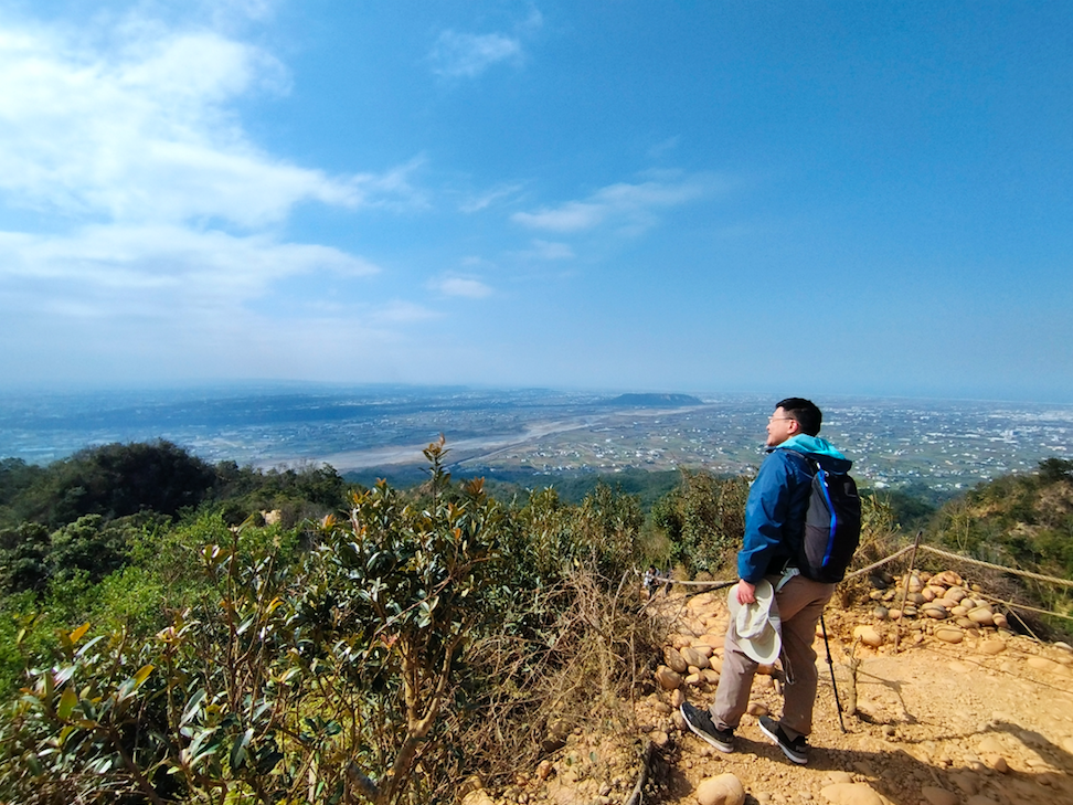 【苗栗火炎山】臺灣版大峽谷&一望無際的絕景步道 - 台灣呼瑪